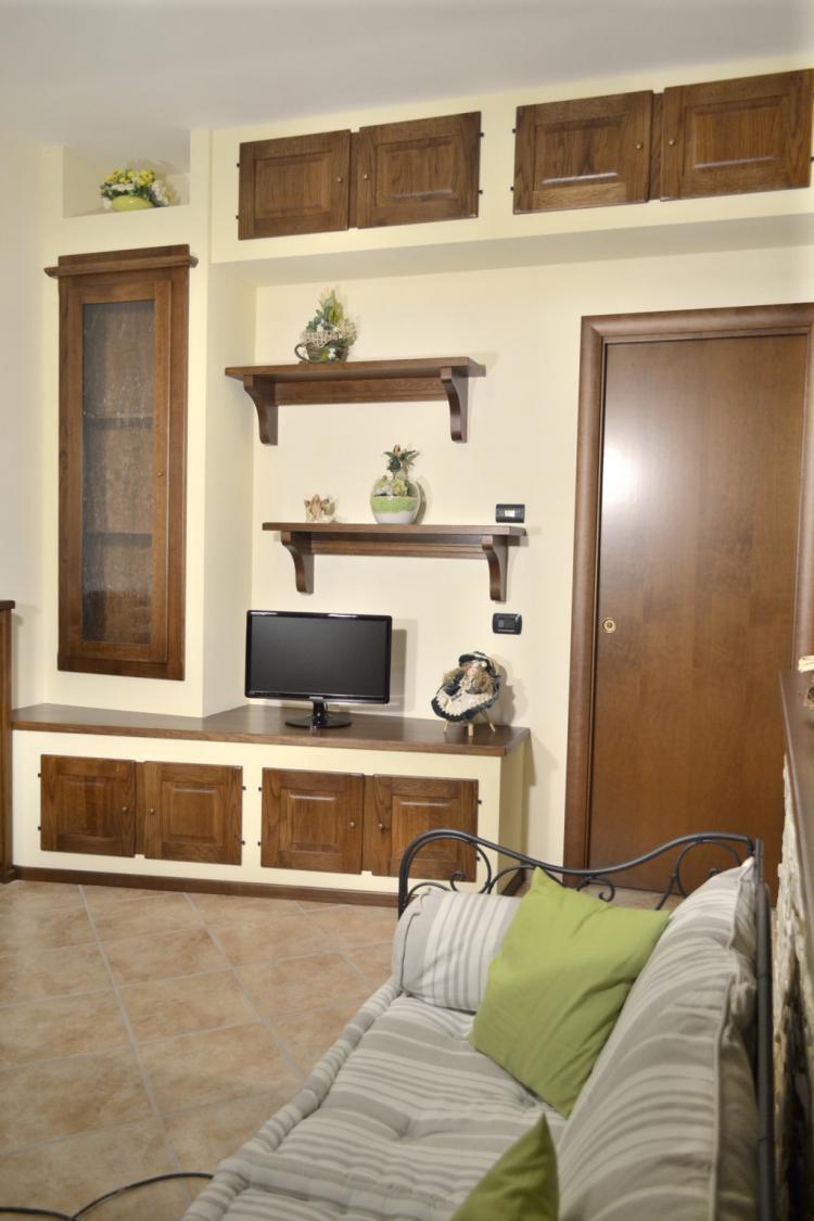 Arredamento su Misura in Vero Legno Realizzato Artigianalmente dalla Falegnameria Conca