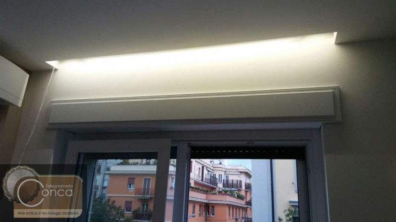 Celetti in Legno Laccato Bianco Opaco Celetti in Legno Laccato Bianco Opaco