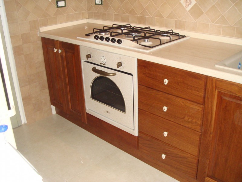 Cucina Artigianale in Legno e su Misura Cucina Artigianale in Legno e su Misura