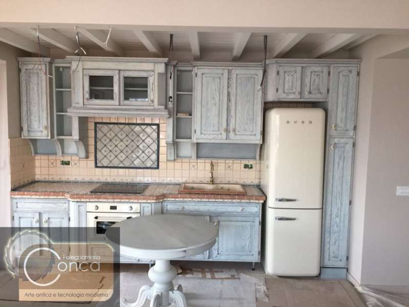 Cucine Artigianali in Legno e su Misura Cucine Artigianali in Legno e su Misura