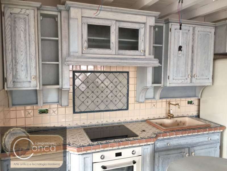 Cucine in Legno di Alta Qualità Cucine in Legno di Alta Qualità