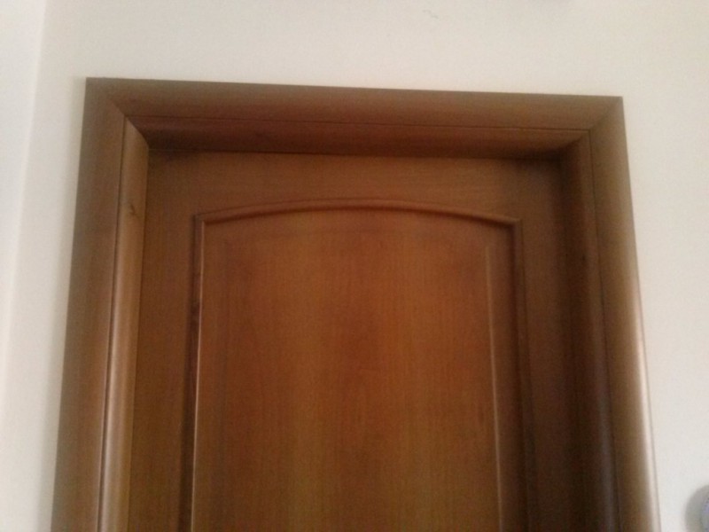 Porte in Legno con Mostre Bombate Porte in Legno con Mostre Bombate