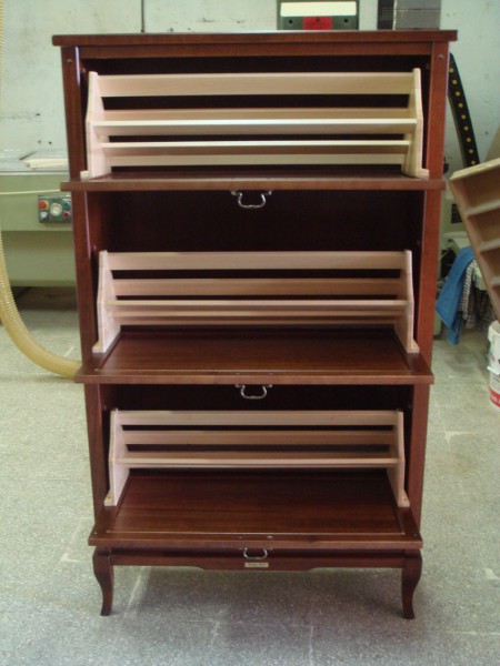 Scarpiere su Misura in Legno e su Misura Scarpiere su Misura in Legno e su Misura