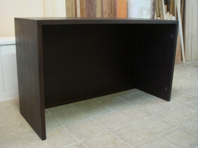 Scrivania Box Contenitore in Legno di Listellare di Rovere Tinto Wenge' Scrivania Box Contenitore in Legno di Listellare di Rovere Tinto Wenge'
