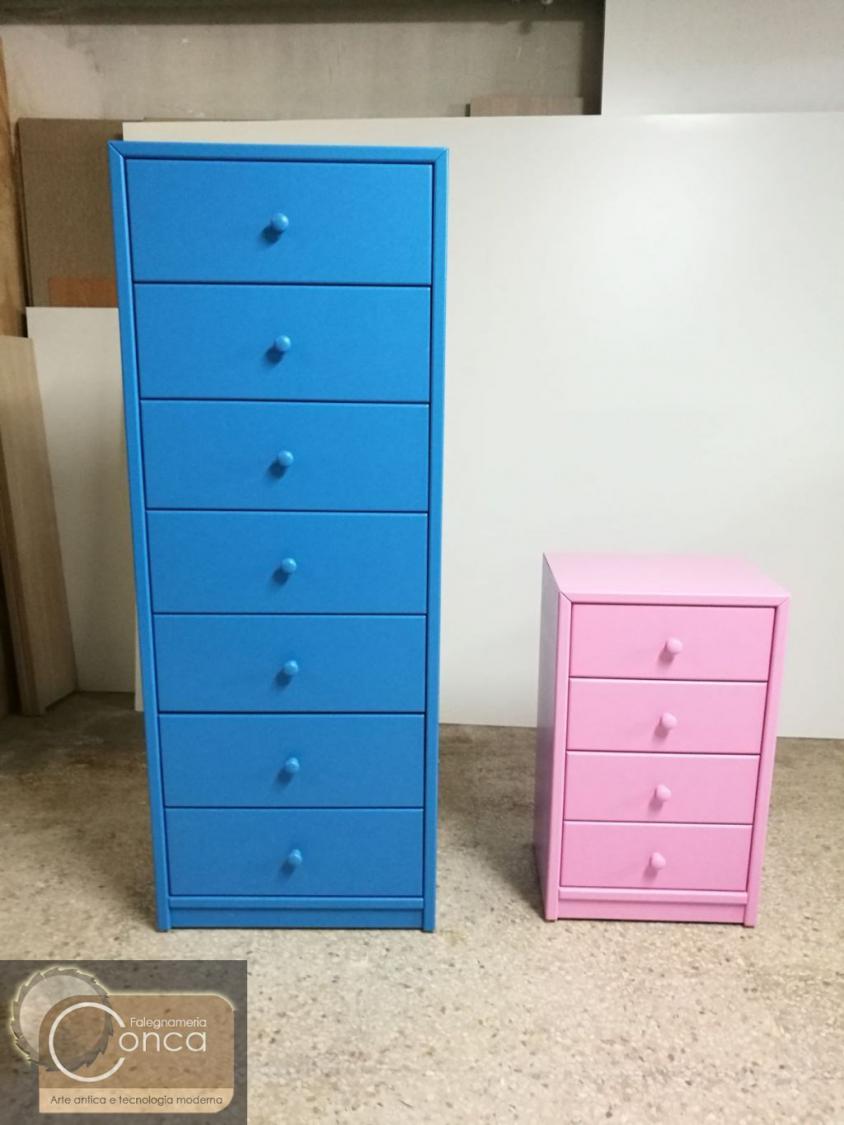 Settimino e Cassettiera su Misura in Legno Laccato per Cameretta Settimino e Cassettiera su Misura in Vero Legno Laccato a Campione per Cameretta