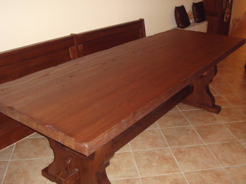 Tavoli in Legno e su Misura Tavoli in Legno e su Misura