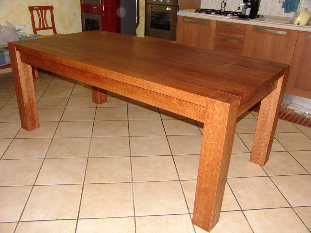 Tavolo in Stile Moderno su Misura Realizzato in Legno Massello di Rovere Tinto a Campione